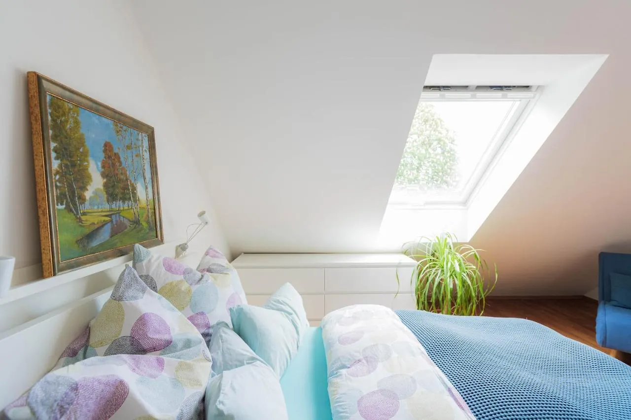 Tatil Evi Spacious And Kids-Friendly Modernized Farmhouse Near City Of Cologne Villa Almanya
