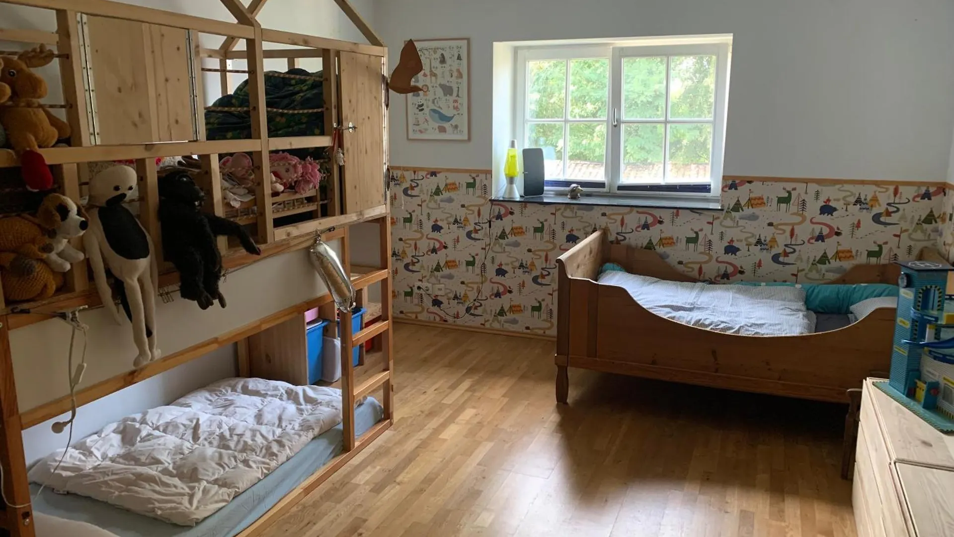 Spacious And Kids-Friendly Modernized Farmhouse Near City Of Cologne Villa 0*,  Almanya